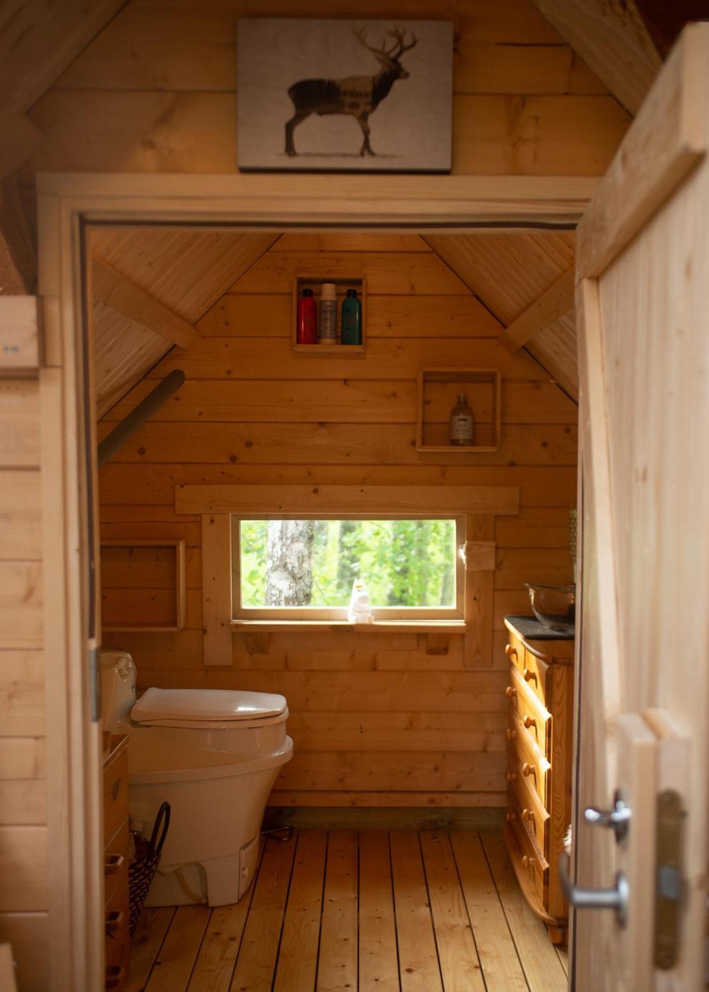 Troll House Eco-Cottage, Nuuksio For Nature Lovers, Petfriendly Еспоо Екстериор снимка
